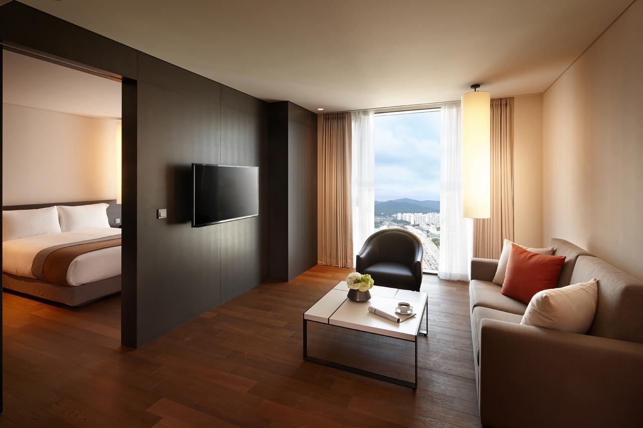 Shilla Stay Cheonan Asan - Samsung Display City Exterior foto